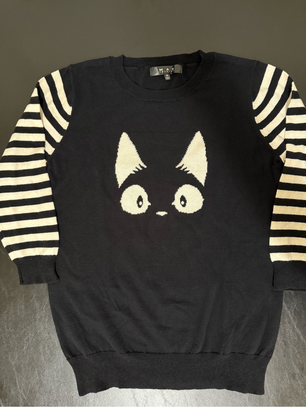 Mak Sweater Retro Debbie Cat Striped Sweater in Black for Halloween, Medium